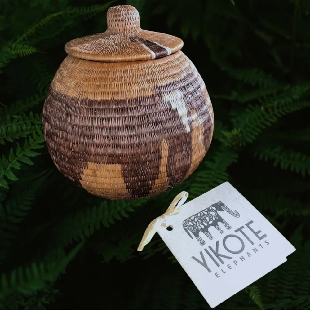 World Wild Life Yikote Elephants Handmade Grass Basket With Lid Botswana VGUC